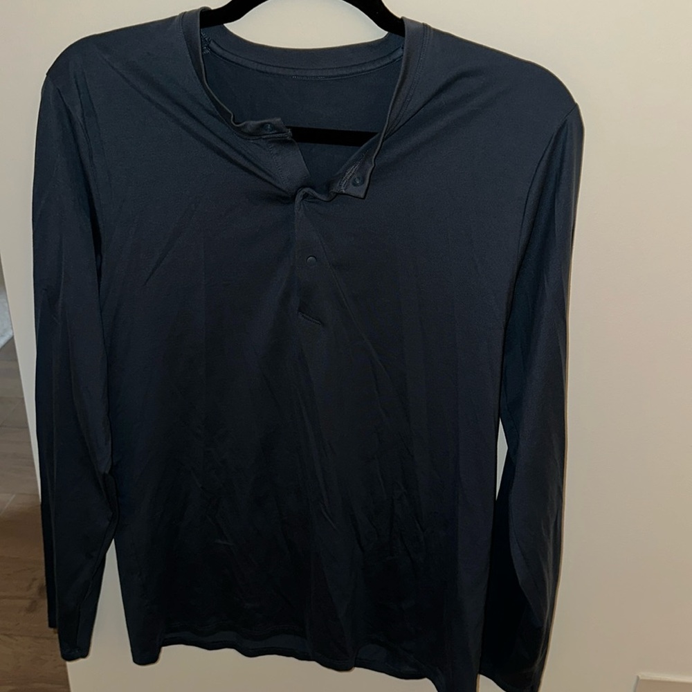 Lululemon shirt